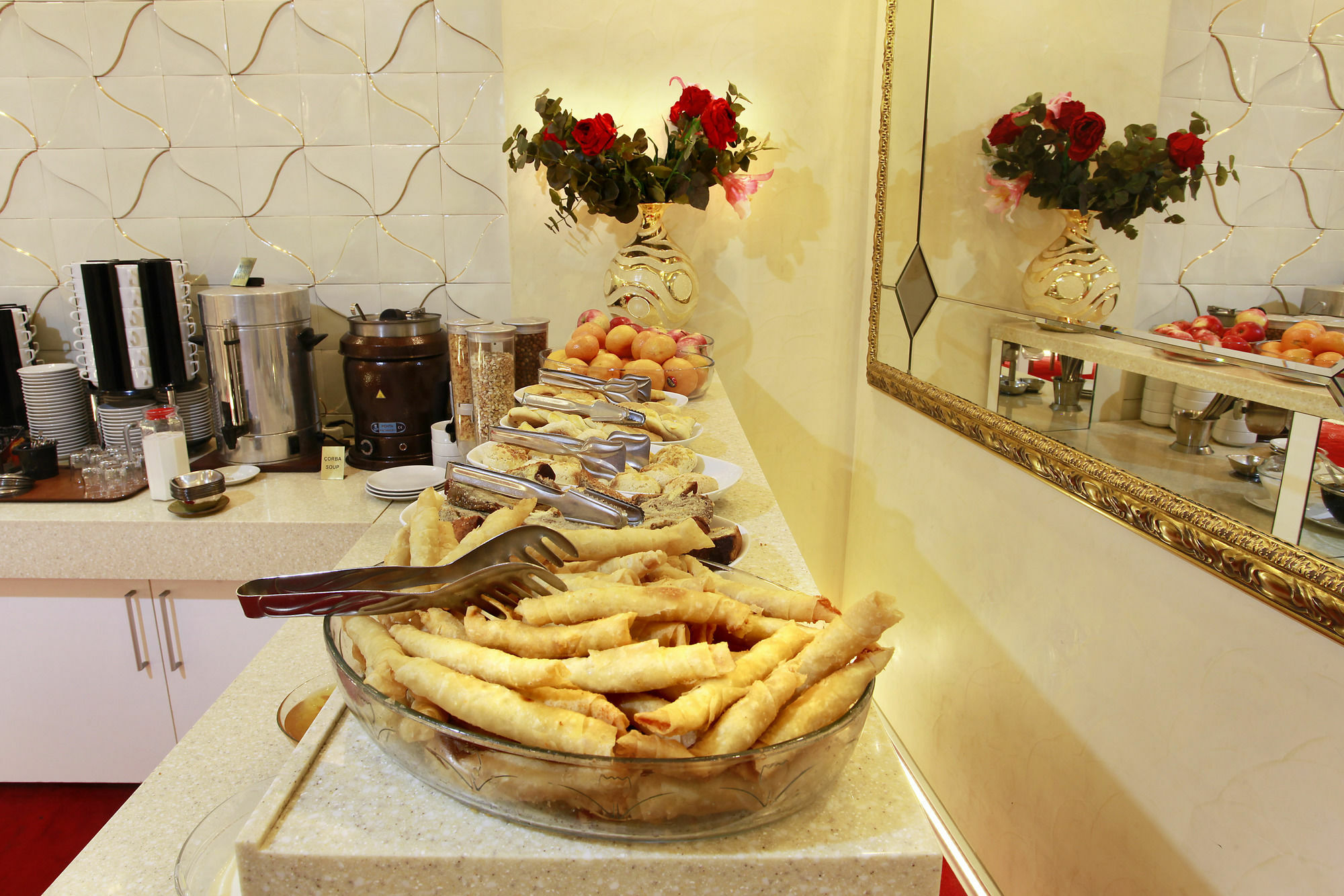 Hotel Elan Pera